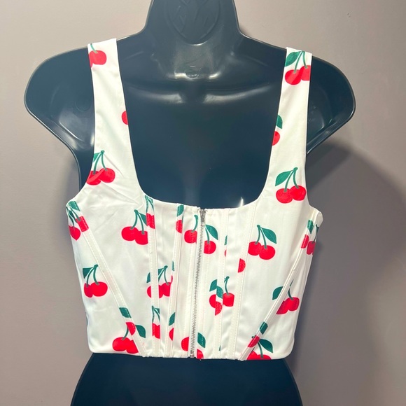 𐙚⋆˚✿˖° KUTUMAl cherry crop top 𐙚⋆˚✿˖° - Picture 10 of 10